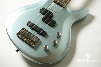 IGB-STD - Metallic Ice Blue